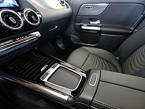 Mercedes-Benz GLA 200 Progressive Advanced 16 navigation