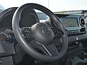 Mercedes-Benz Sprinter 317 CDI Tourer Lang 28 navigation