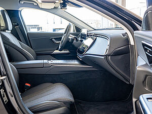 Mercedes-Benz E 220 d Avantgarde Advanced 19" 2 navigation