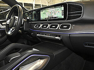 Mercedes-Benz GLE 350 e 4M AMG Line 9 navigation