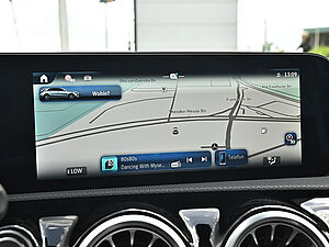 Mercedes-Benz A 200 AMG Sport Advanced Plus 11 navigation