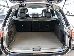 Mercedes-Benz GLC 200 4M AMG Line Advanced Plus 27 navigation