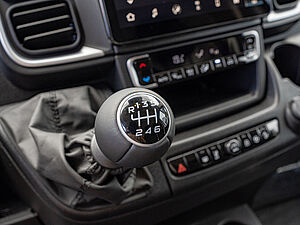 Peugeot Boxer KA 335 L3H2 BlueHDi 140 12 navigation