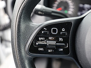 Mercedes-Benz Sprinter 317 CDI KA L3H2 19 navigation