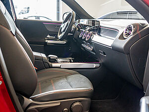 Mercedes-Benz EQB 300 4M AMG Sport Advanced Plus 2 navigation