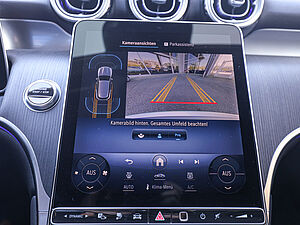 Mercedes-Benz GLC 300 e 4M Avantgarde Advanced Plus 16 navigation