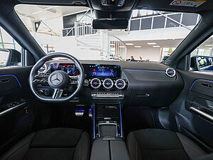 Mercedes-Benz GLA 220 d 4M AMG Sport Advanced Plus 8 navigation