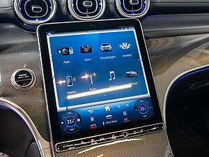 Mercedes-Benz GLC 300 de 4M AMG Sport Premium 11 navigation