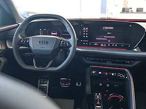 Audi Q5 SUV TDI quattro 8 navigation
