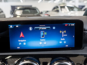 Mercedes-Benz A 250 4M Progressive Advanced 10 navigation