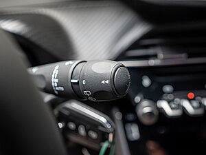 Peugeot 2008 Allure PureTech 100 16 navigation
