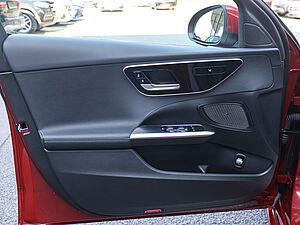 Mercedes-Benz C 220 d T Avantgarde Advanced 28 navigation