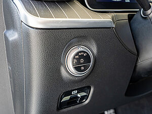 Mercedes-Benz C 300 e T AMG Sport 18 navigation