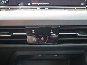 Volkswagen Golf VIII Life 1,0 l TSI 18 navigation