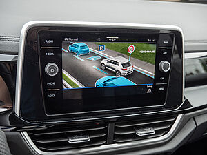 Volkswagen T-Roc 2.0 l TDI LED LM17 CARPLAY PRIVACY 11 navigation