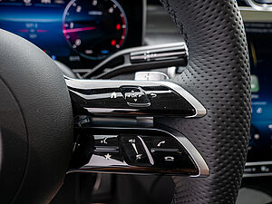 Mercedes-Benz GLC 220 d 4M AMG Line 13 navigation