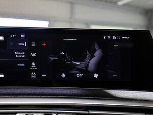 Peugeot 5008 Allure HYBRID 145 e-DSC6 14 navigation
