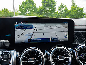 Mercedes-Benz EQB 300 4M AMG Sport Premium 10 navigation