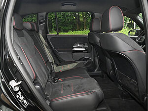Mercedes-Benz GLB 250 4M AMG Sport Advanced Plus 5 navigation
