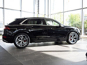 Audi Q8 55 TFSI e quattro 6 navigation