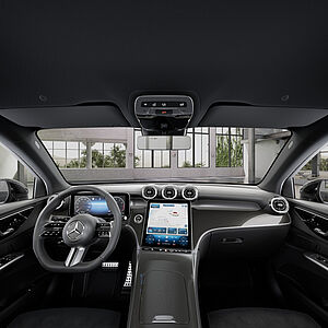 Mercedes-Benz GLC 200 4M AMG Line 13 navigation