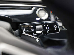 Peugeot 5008 Allure HYBRID 136 e-DSC6 30 navigation