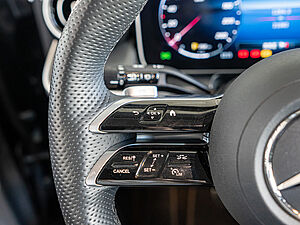 Mercedes-Benz GLC 300 e 4M AMG Sport Premium 13 navigation