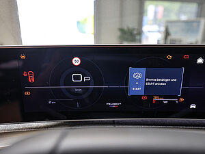 Peugeot 5008 Allure HYBRID 145 e-DSC6 22 navigation