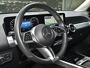 Mercedes-Benz GLB 200 d Progressive Advanced 28 navigation
