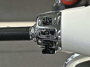 Vespa GTS 125 Super E5+ 9 navigation