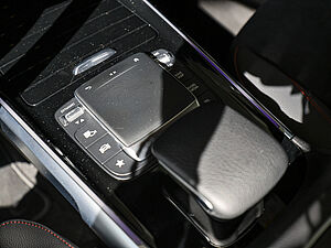 Mercedes-Benz EQB 300 4M AMG Sport Advanced 16 navigation