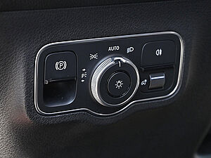 Mercedes-Benz GLB 180 AMG Sport Advanced Plus 22 navigation