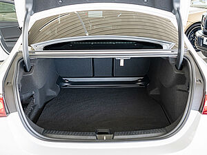 Mercedes-Benz E 200 4M AMG Sport Advanced Superscreen 28 navigation