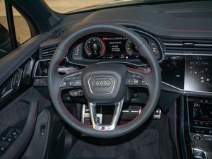Audi Q7 50 TDI quattro competition plus LASER PANO 10 navigation