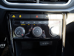 Volkswagen T-Roc 1.0 TSI R-Line 17 navigation