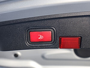 Mercedes-Benz C 200 4M Cabrio AMG Sport 32 navigation