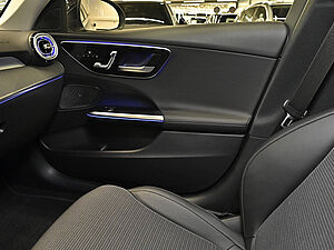 Mercedes-Benz C 180 T Avantgarde Advanced Plus 15 navigation