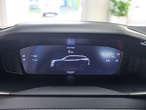 Peugeot 2008 Allure HYBRID 145 e-DSC6 18 navigation