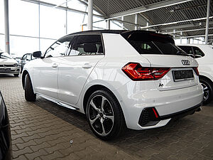 Audi A1 Sportback S line 30 TFSI 6 navigation