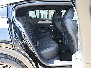 Peugeot 408 GT HYBRID 136 e-DSC 4 navigation