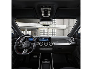 Mercedes-Benz GLB 180 d AMG Sport Premium 14 navigation
