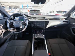 Audi e-tron 50 Sportback quattro 9 navigation