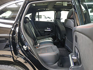 Mercedes-Benz GLA 180 AMG Sport Advanced Plus 4 navigation