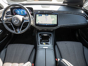 Mercedes-Benz E 220 d T Avantgarde 8 navigation
