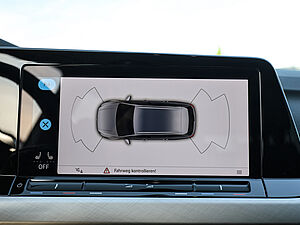Volkswagen Golf VIII Variant Life 1,5 l TSI 13 navigation