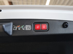 Mercedes-Benz E 53 AMG Hybrid 4M+ Limousine 34 navigation