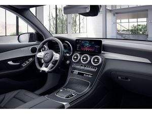 Mercedes-Benz GLC 43 AMG 4M Distr. LED Pano Navi SHD Luftf. 8 navigation