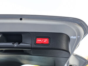 Mercedes-Benz GLB 180 d Progressive Advanced 32 navigation