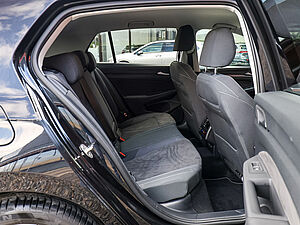 Volkswagen Golf VIII 1.5 e TSI Style DSG 4 navigation