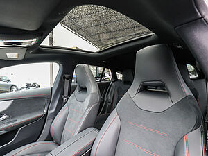 Mercedes-Benz CLA 200 SB d AMG Sport Premium 30 navigation